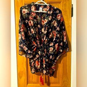 floral women’s tassel tie kimono, camisole
